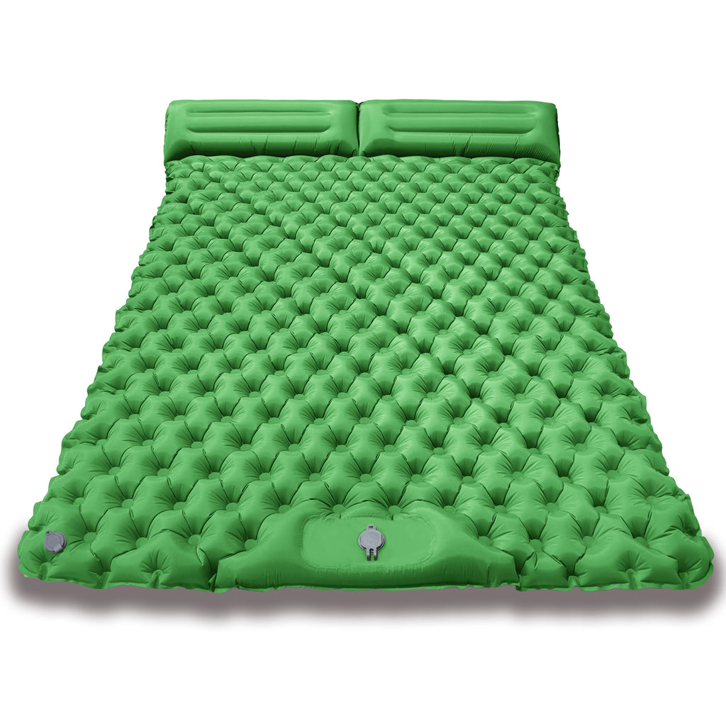 Double inflatable mat, foot pump detail